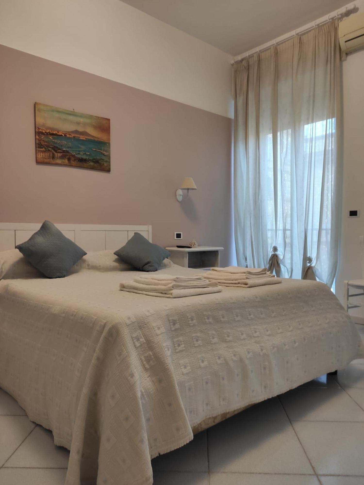 Carafa Materdei Hotel Napoli Eksteriør billede